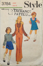 Load image into Gallery viewer, 1972 Vintage Sewing Pattern: Style 3784
