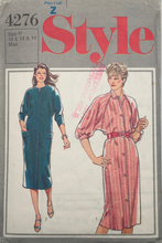 Load image into Gallery viewer, 1985 Vintage Sewing Pattern: Style 4276
