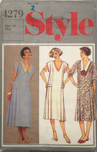 Load image into Gallery viewer, 1985 Vintage Sewing Pattern: Style 4279
