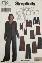 Load image into Gallery viewer, 2002 Sewing Pattern: Simplicity 5792
