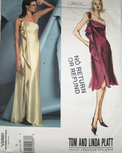 Load image into Gallery viewer, 2005 Sewing Pattern: Vogue V2881
