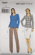 Load image into Gallery viewer, 2015 Sewing Pattern: Vogue  V9093
