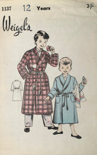 Load image into Gallery viewer, 1950’s Vintage Sewing Pattern: Weigel’s  1137
