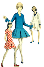 Load image into Gallery viewer, 1960&#39;s Vintage Sewing Pattern: Weigel’s 2851
